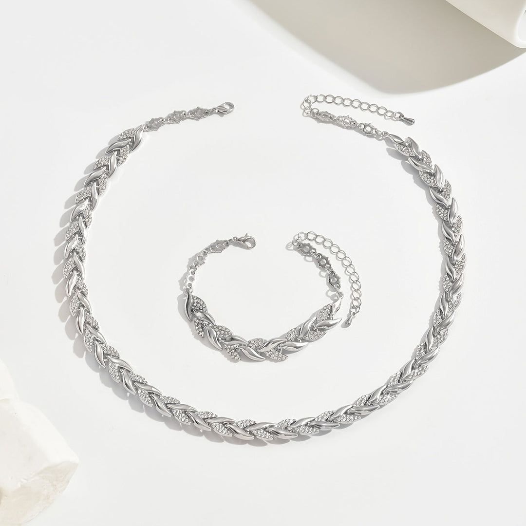 Claudine™ Fish Tail Necklace & Bracelet Set